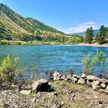 Lucile Steelhead Lodge מראה חיצוני תמונה