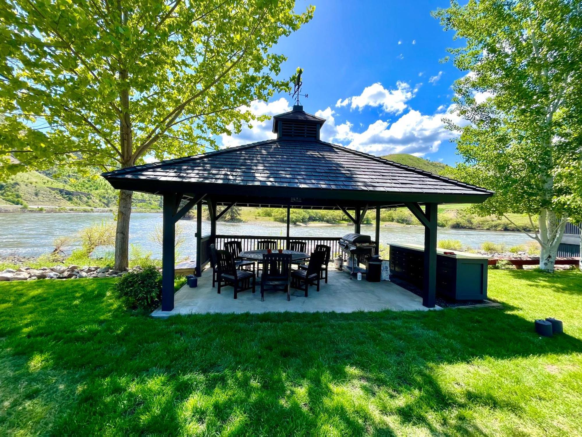 Lucile Steelhead Lodge מראה חיצוני תמונה